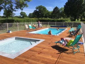 camping auvergne piscine